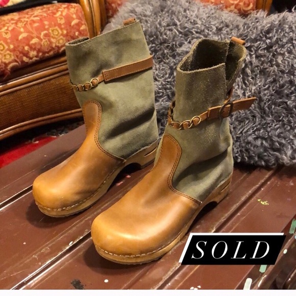 Green and Brown Leather Clogs - Picture 1 of 6